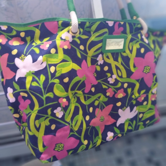 Lilly Pulitzer Travel Toiletry Bag with Handle, Pockets, and Zipper, Hanging Travel Organizer for Makeup and Toiletries, Just a Pinch